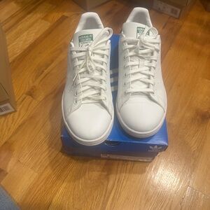 Adidas White and Green Casual Sneakers